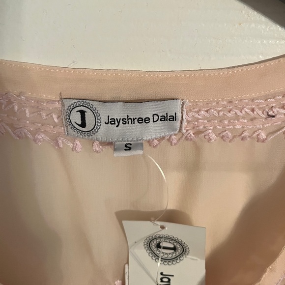 Jayshree Dalal. Women’s Top. Crepe. India. Hand Embroidered. Size Small. NWT. - Picture 4 of 5